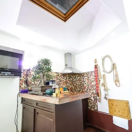 Апартаменты Charming Near Bercy